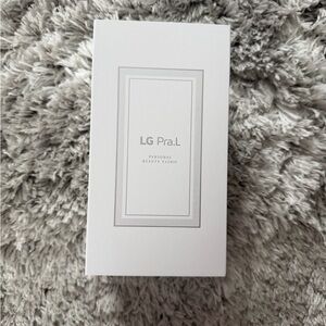 LG Pra.L Personal Beauty Device in White